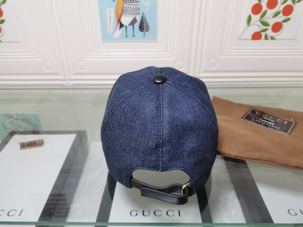 ブランド帽子側面デザイン